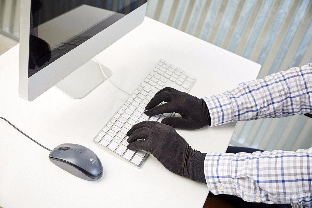Best Typing Gloves for Cold Hands While Writing on Keyboards The