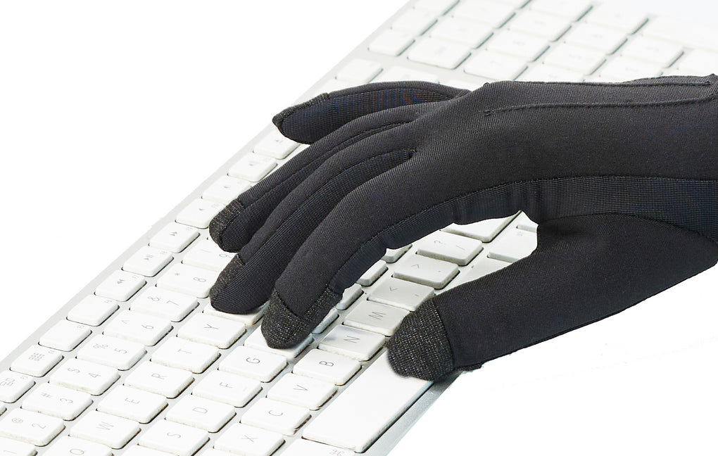 Thin warm gloves for typing